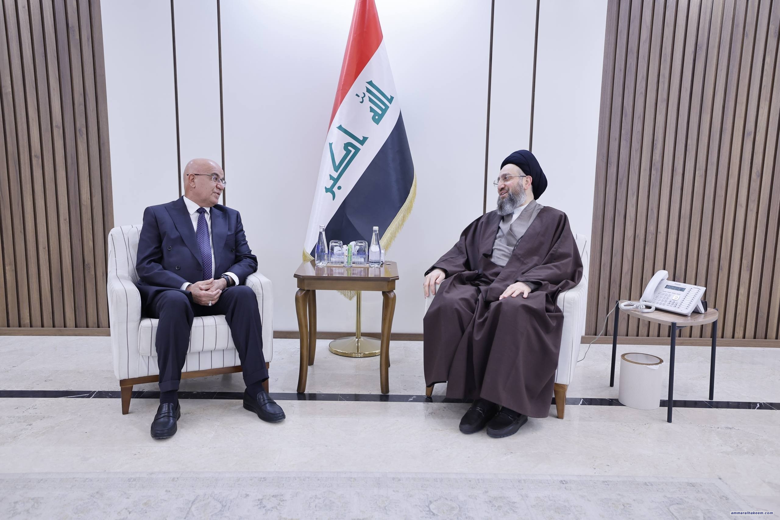 Sayyid Al-Hakeem Discusses Medical Reality, Stresses Advancing Health Care Management, Support Projects, Iraqi Expertise with Health Minister