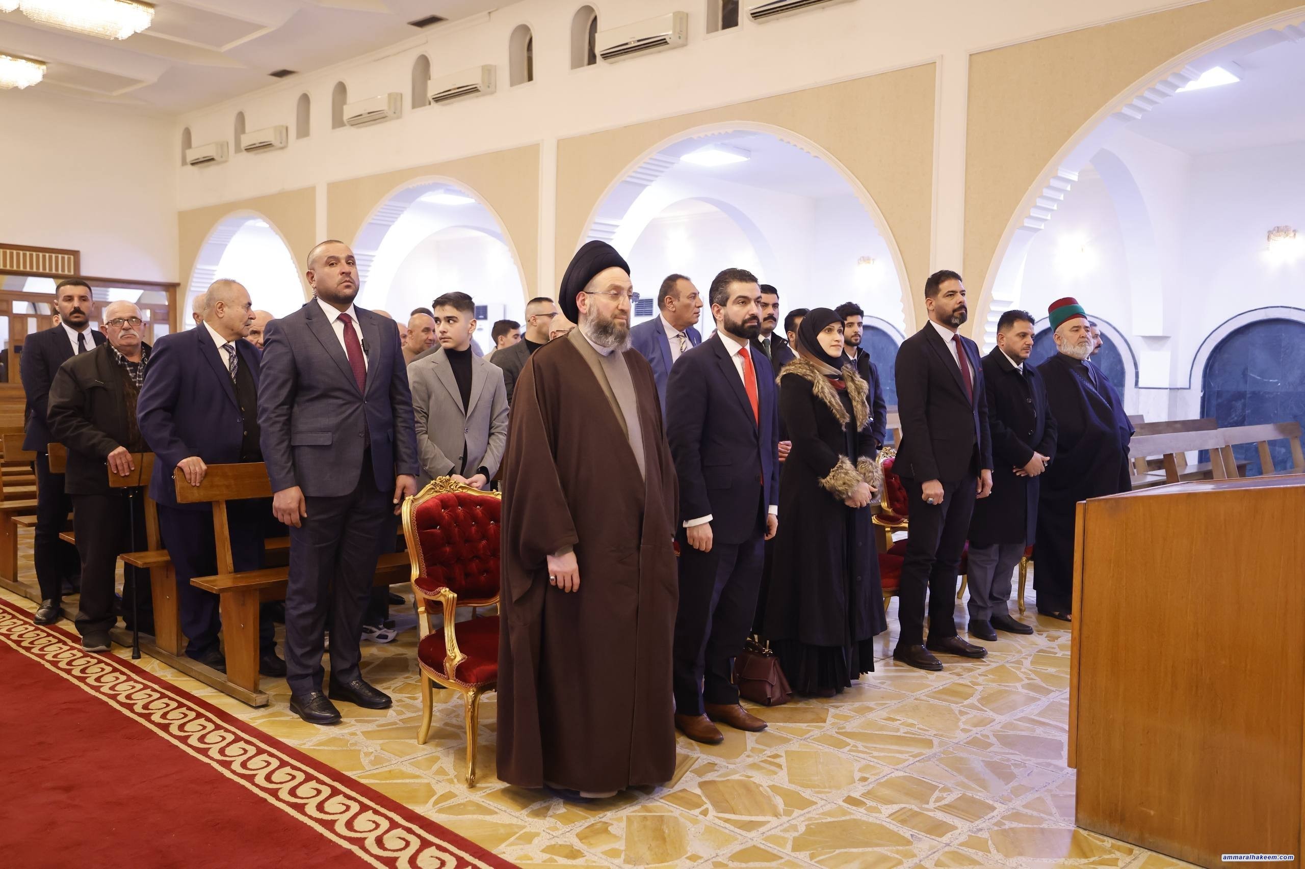 سەید حەكیم لە قەداسێكی لەدایكبوونی شكۆدار لە كڵێسەی رۆژهەلاتی كۆن ئامادە بێت و پیرۆزبایی لە كریستیانەكان دەكات