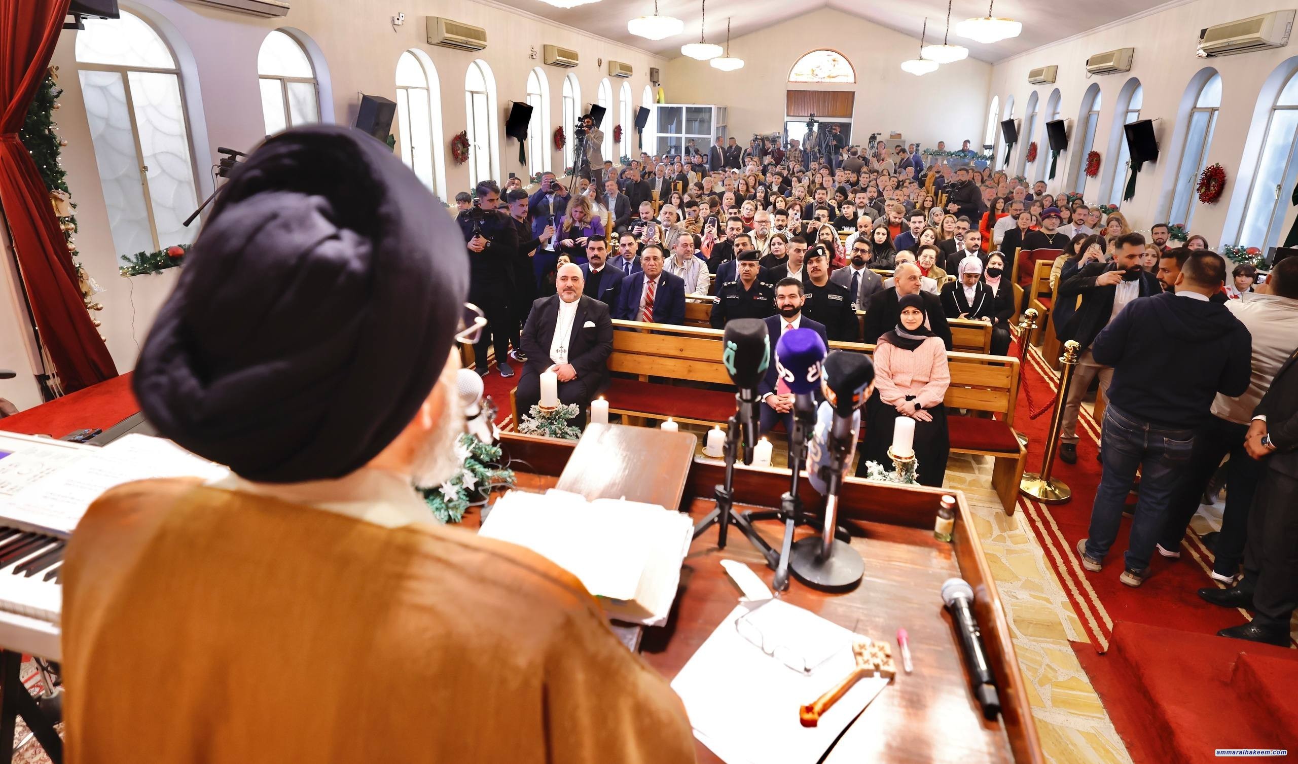 سەید حەكیم بەشداری لە ئاهەنگەكانی لەدایكبوون لە كڵێسەی یەكێتی كریستاینەكانی ئینجیلی دەكات و یەكریزی عێراقییەكان دووپات دەكاتەوە