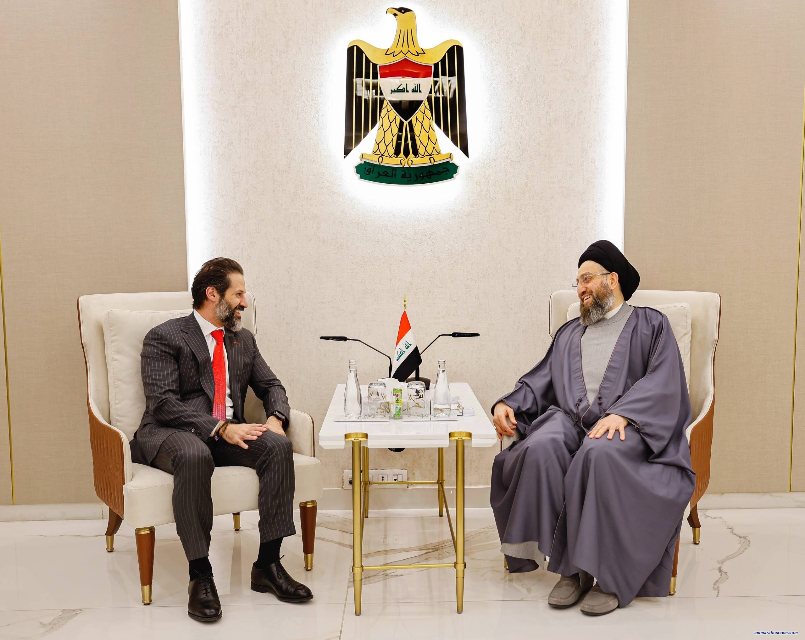Sayyid Al-Hakeem discusses political developments with Qubad Talabani, stresses finalizing constitutional entitlements, advance economic reform