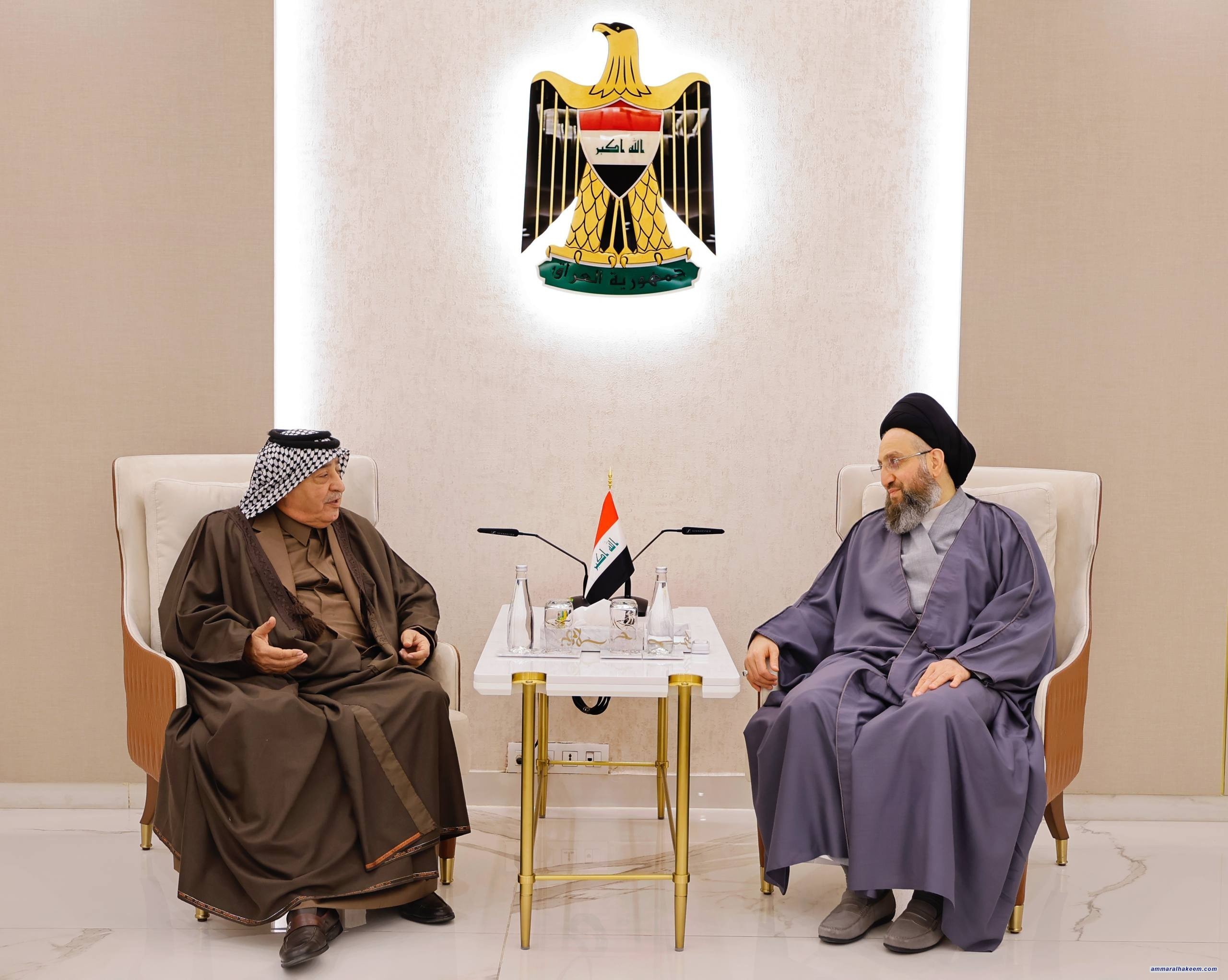 سەید حەكیم پێشوازی لە شاندێكی كۆمەڵەی جووتیاران دەكات و جەخت لە پالپشتی كشتوكاڵ و چارەسەری كەم ئاوی بەشێوازی پڕاكتیكی و هەمیشەیی دەكات