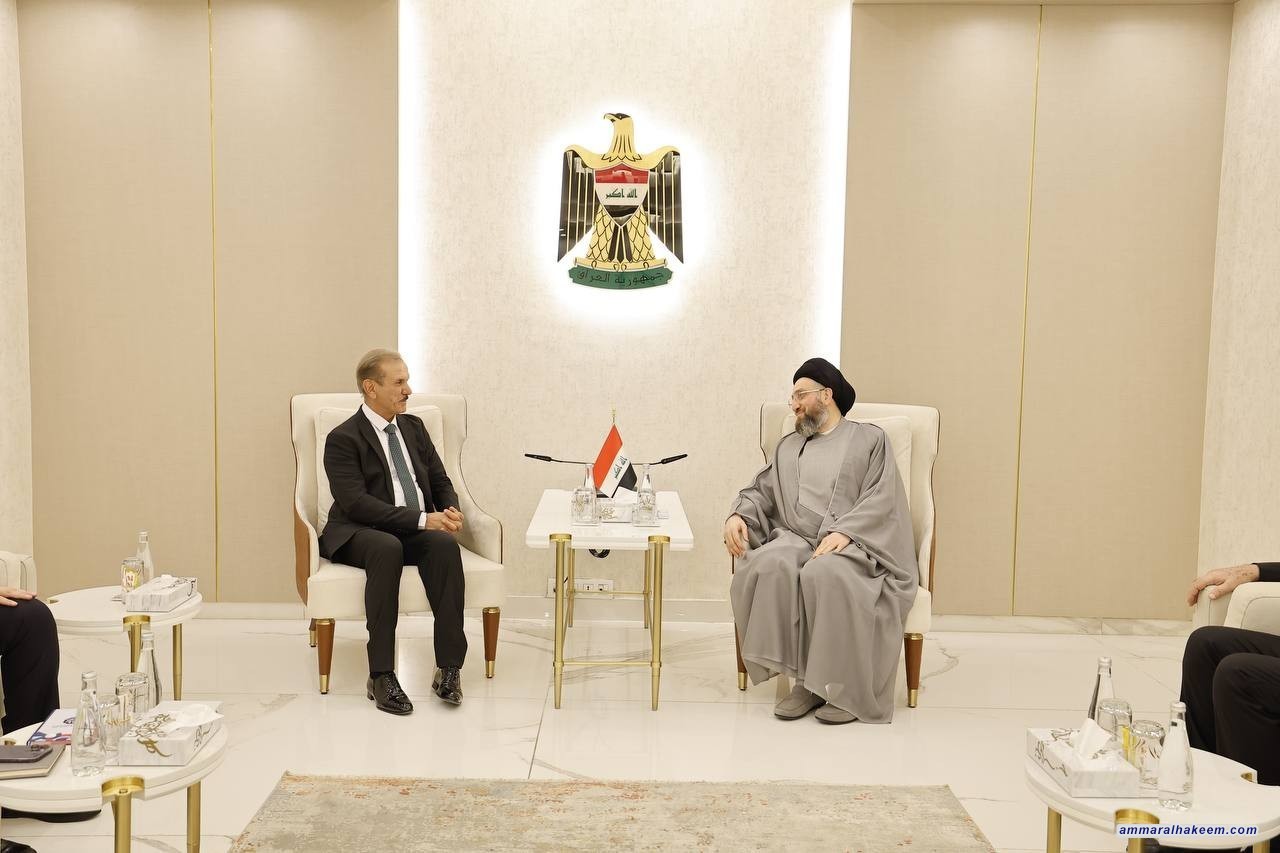 السيد الحكيم يلتقي عدداً من رجال الأعمال ويؤكد أهمية إصلاح القطاع المصرفي وتوسيع الشمول المالي