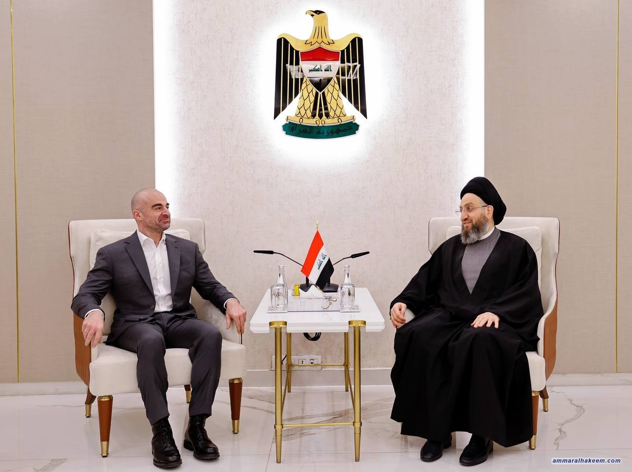 السيد الحكيم وبافل طالباني يؤكدان الالتزام بالاستحقاقات الدستورية والحفاظ على استقرار العراق