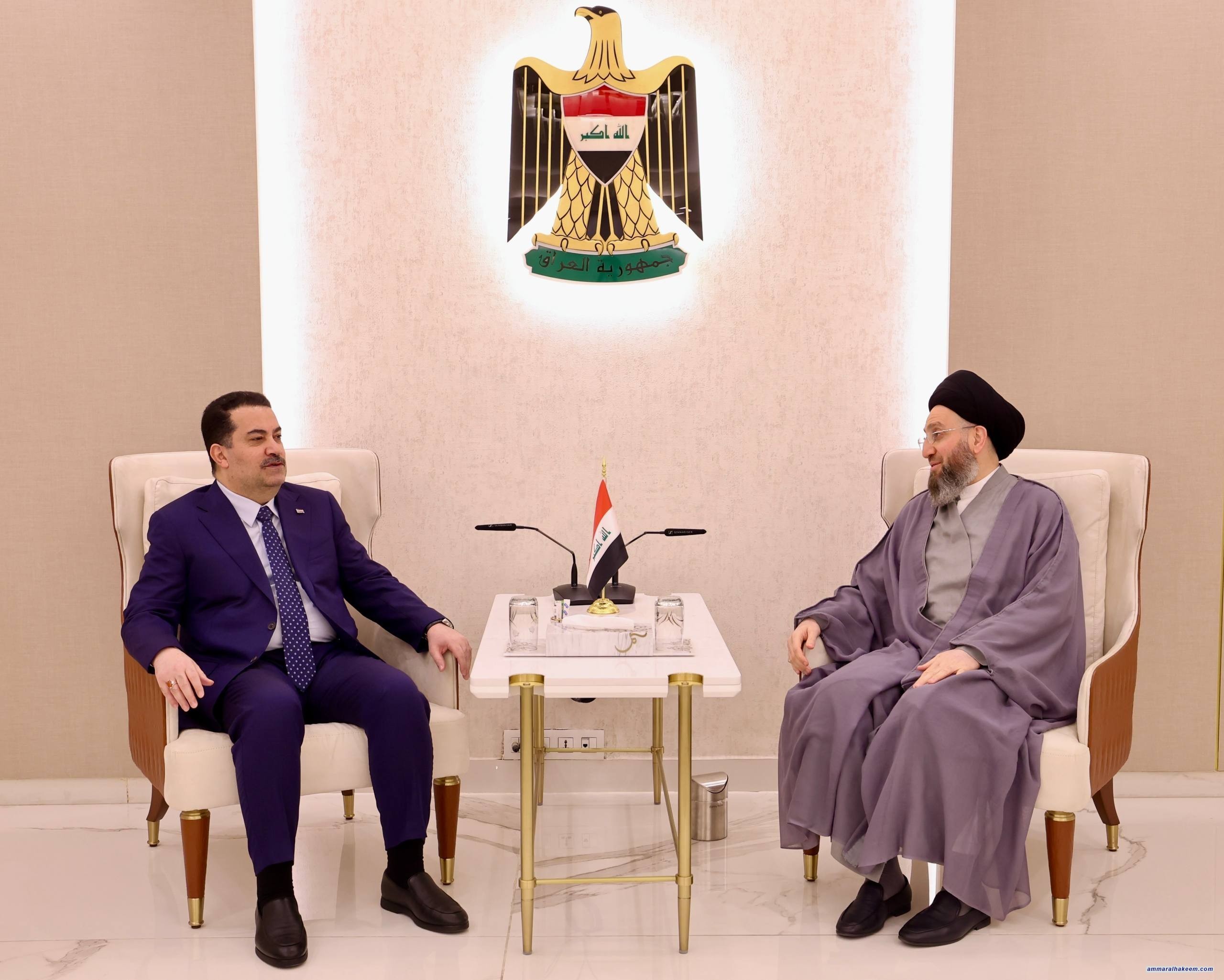 السيد الحكيم يستقبل السوداني ويؤكدان حسم الاستحقاقات الدستورية وتعزيز وحدة الإطار التنسيقي وتغليب الحوار إقليمياً