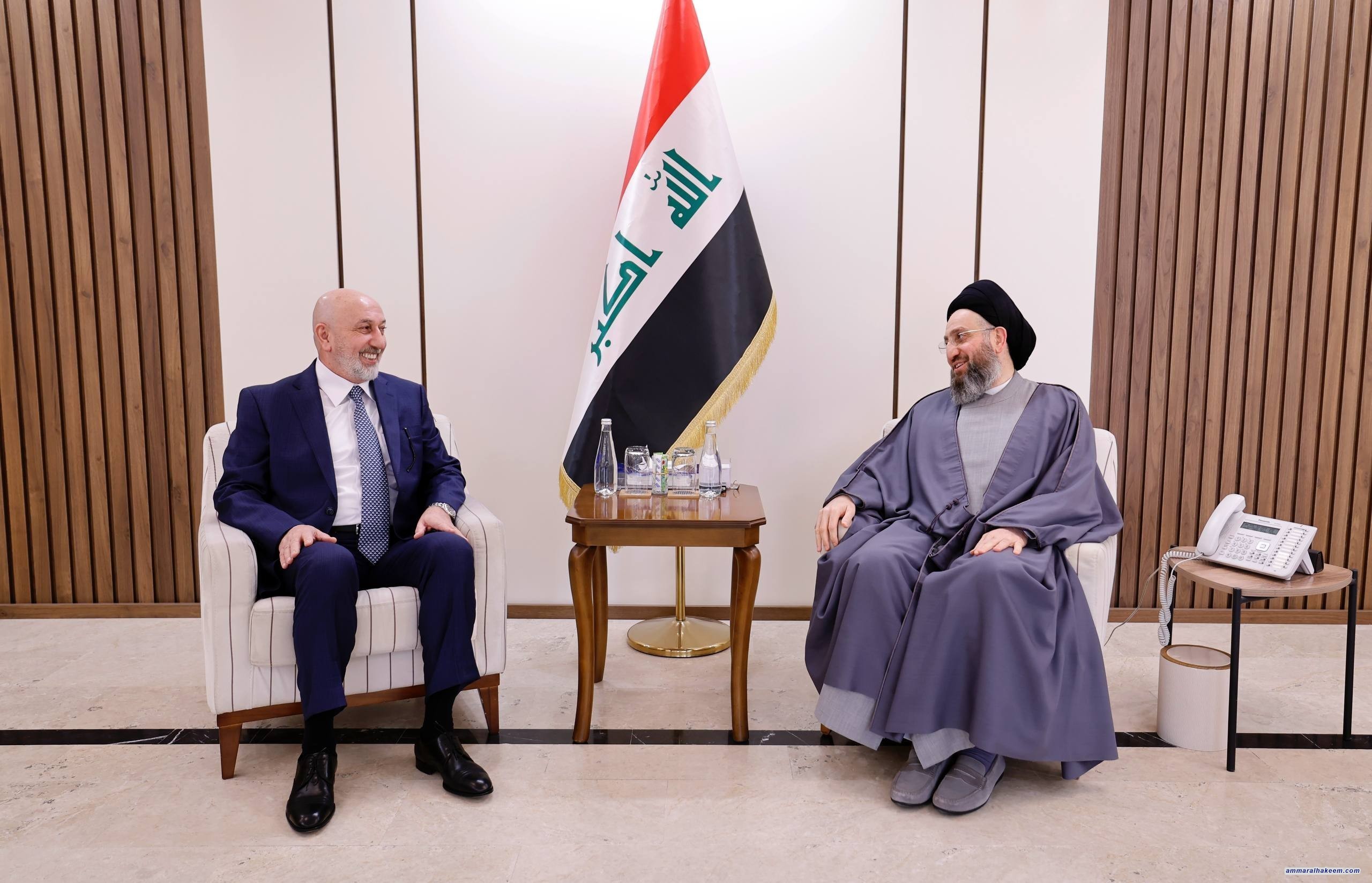 خلال لقائه وفد الاتحاد الوطني الكردستاني.. السيد الحكيم يشدد على الشراكة الوطنية واستكمال الاستحقاقات الدستورية