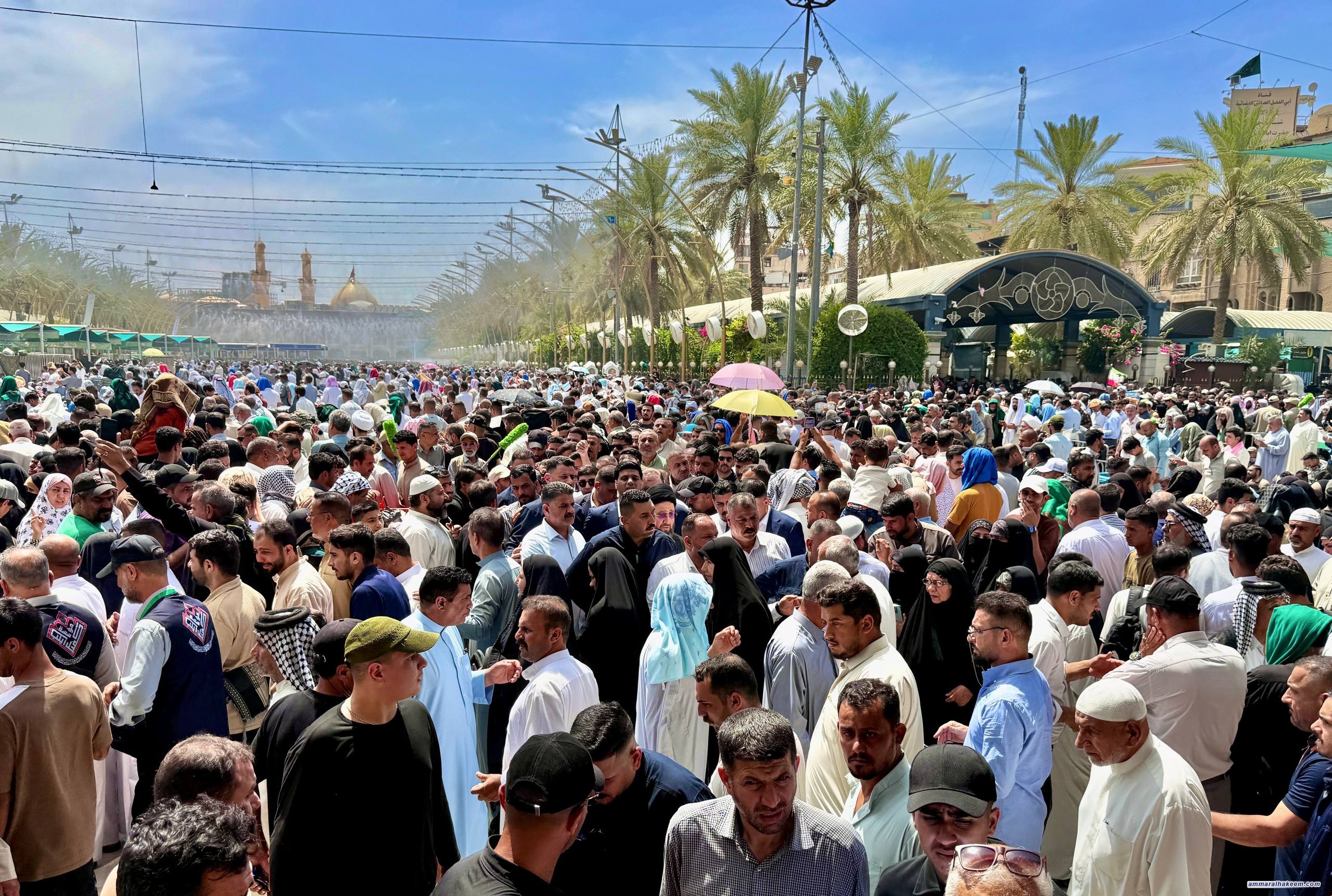 تقرير مصور .. السيد الحكيم يتشرّف بزيارة مرقدَي الإمامين الهمامين الحسين وأخيه أبي الفضل العباس (عليهما السلام) في يوم عرفة.