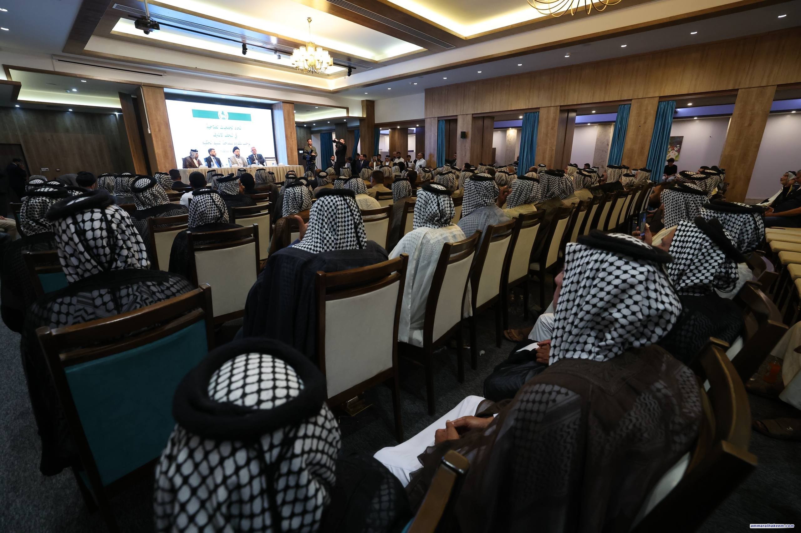 السيد الحكيم يؤكد ضرورة دعم الفلاحين وحماية حقوقهم المشروعة