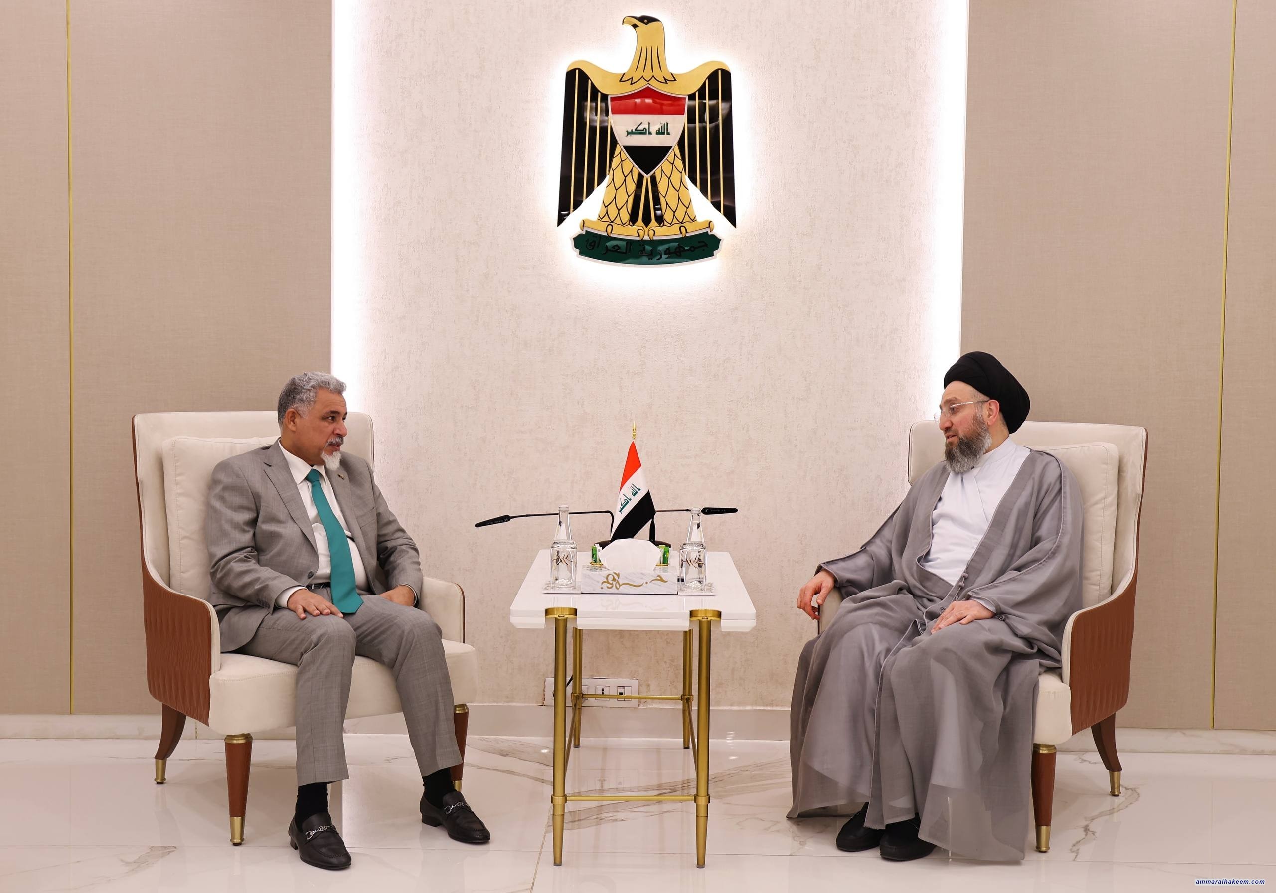 السيد الحكيم يشدد على وحدة الصف ومأسسة الإطار التنسيقي وحفظ استقرار العراق