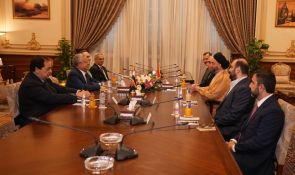 السيد الحكيم يشد بخطوة زيارة دمشق عبر وفد رؤساء البرلمانات العربية