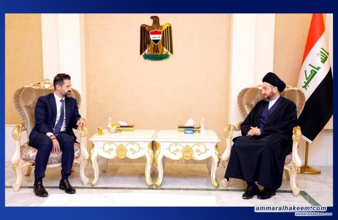 Sayyid Al-Hakeem stresses maintaining dialogue to end current crises with Qabad Talabani
