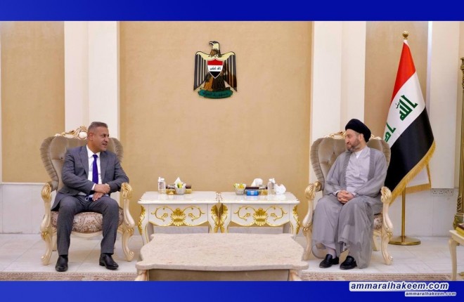 Sayyid Ammar Al-Hakeem discusses Dhi Qar Province’s service reality with Governor, stresses excluding service from political bidding