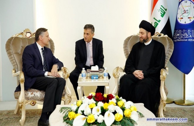 Sayyid Ammar al-Hakim with the German ambassador to discuss achievements of Iraq in the fight against terrorism, defending its unity and protecting the area from division