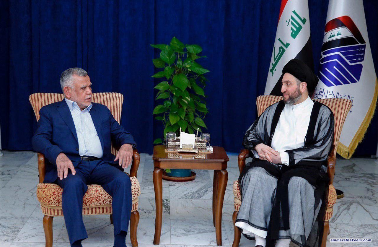Sayyid Ammar al-Hakim receives Amiri and stresses the need to support vacant ministries with efficient personages