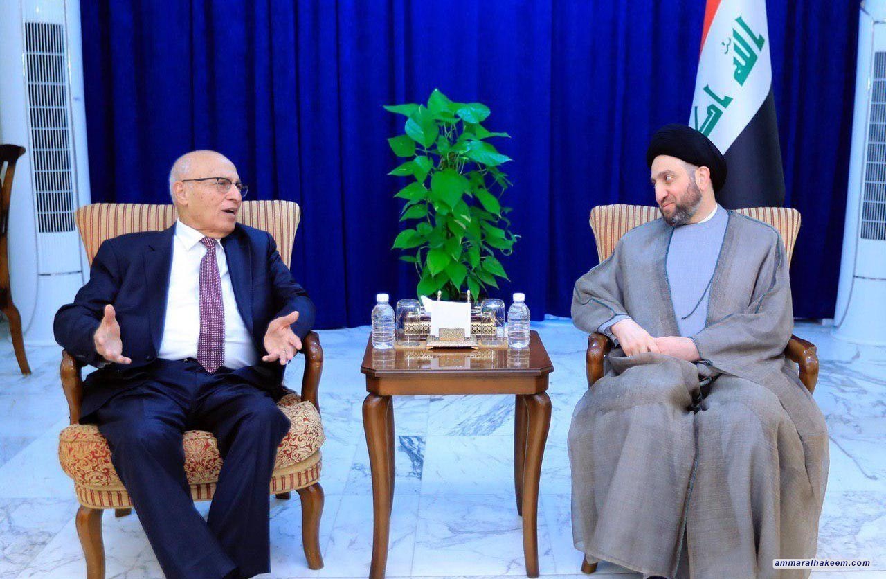 Sayyid Ammar al-Hakim with envoy of the Palestinian President to discuss latest developments in the Palestinian Issue and political reality in the region