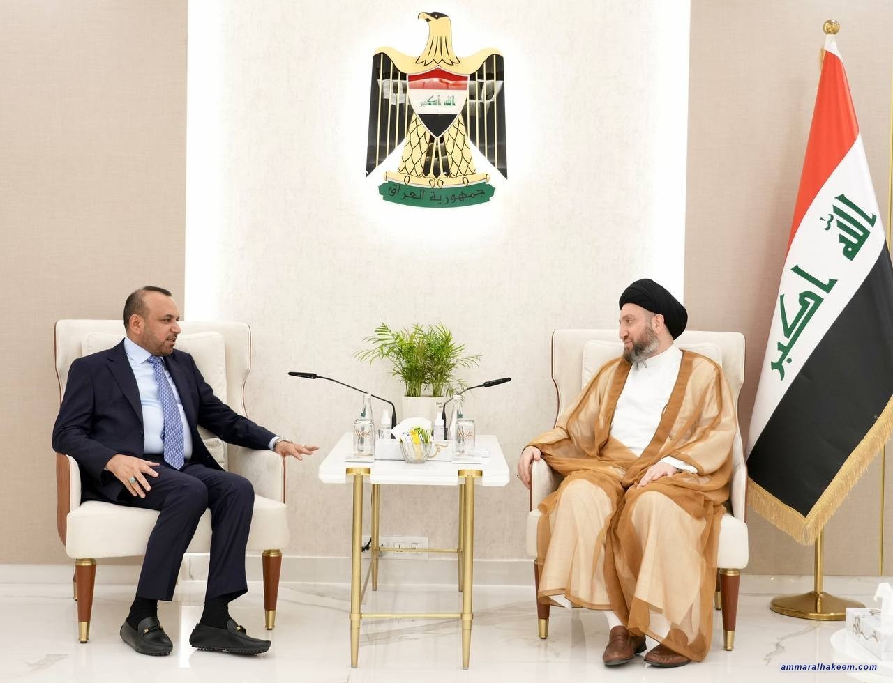 cSayyid Al-Hakeem meets MOLSA’s Minister, discusses social reality