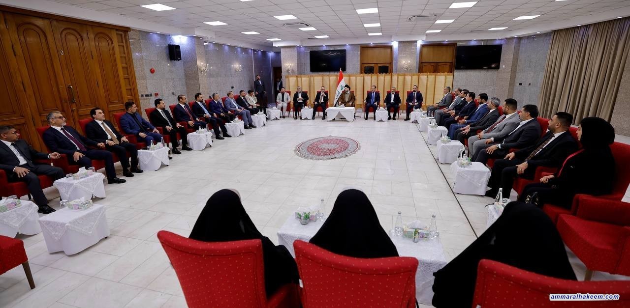 سەید حەكیم لە دیداری كوتلەی سادقون داوای هەماهەنگی لە هەڵوێستی فڕاكسیۆنەكانی چوارچێوەی هەماهەنگی دەكات بۆ یەكلایی كردنەوەی شایستە دەستوورییەكان و چارەسەری ڕكابەرییە ئابووریەكان لە عێراق