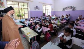 تقرير مصور .. السيد الحكيم يزور عددا من مدارس بغداد مع بداية العام الدراسي 2023-2024 م
