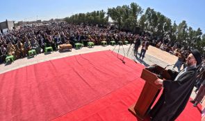 Sayyid Al-Hakeem Meets Safwan Tribal Sheikhs, Dignitaries, Emphasizes Supporting Basra, Strengthening National Unity Importance