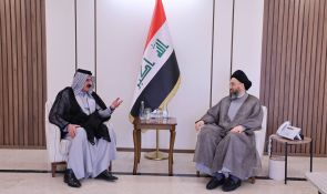 السيد الحكيم يؤكد أهمية دور العشائر العراقية في دعم استقرار البلاد