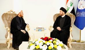 Sayyid Ammar al-Hakim with President of the General Conference of the Feyli Kurds to discuss the developments of political situation and security imposition in areas at issue
